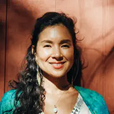 Listen to Aimi Colibrí, watch music videos, read bio, see tour dates & more!