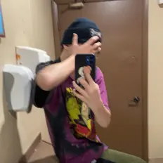 Posłuchaj wykonawcy 7kgold!, obejrzyj teledyski, przeczytaj biografię, zobacz daty tras koncertowych i nie tylko!