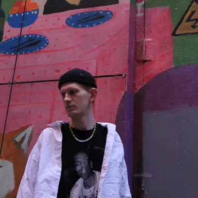 Listen to БЕZЧУВСТВ, watch music videos, read bio, see tour dates & more!