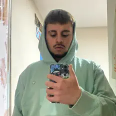 Dengarkan Kitos, tonton video musik, baca bio, lihat tanggal tur & lainnya!