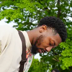 Ακούστε περιεχόμενο από NLB DAME, παρακολουθήστε μουσικά βίντεο, διαβάστε το βιογραφικό, δείτε ημερομηνίες περιοδείας, και πολλά ακόμη!