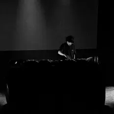 Trench Foot dinle, müzik videolarını izle, biyografisini oku, tur tarihlerini ve daha fazlasını gör!