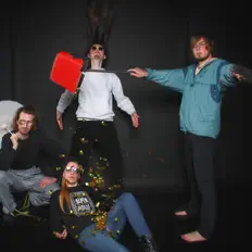 Listen to Dritte Hand, watch music videos, read bio, see tour dates & more!