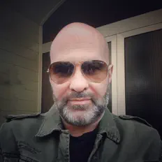 Escucha a Saymon SixtyHate, mira vídeos musicales, lee la biografía, consulta fechas de giras y mucho más.