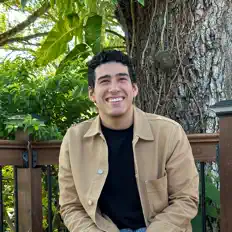 Raúl Gio을(를) 듣고, 뮤직 비디오를 보고, 약력을 읽고, 투어 일정 등을 확인하세요!