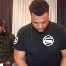 收听 Itzz Nice、观看音乐视频、阅读小传、查看巡演日期等 ！