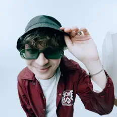 Listen to Qarti, watch music videos, read bio, see tour dates & more!