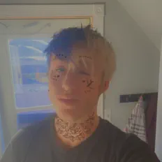 Ακούστε περιεχόμενο από S1n, παρακολουθήστε μουσικά βίντεο, διαβάστε το βιογραφικό, δείτε ημερομηνίες περιοδείας, και πολλά ακόμη!