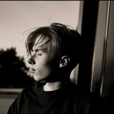 Listen to Iggi Kelly, watch music videos, read bio, see tour dates & more!