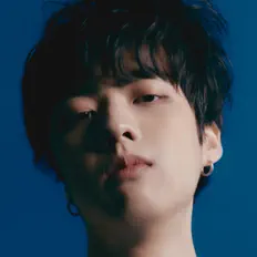 收听 CHANHYUN、观看音乐视频、阅读小传、查看巡演日期等 ！