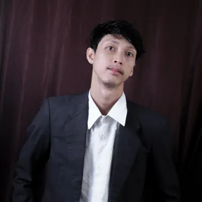 Listen to Idilputra, watch music videos, read bio, see tour dates & more!
