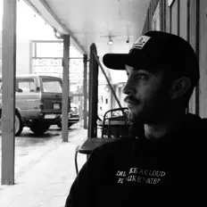 Dengarkan Fallsend, tonton video musik, baca bio, lihat tanggal tur & lainnya!