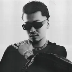 Dengarkan IR, tonton video musik, baca bio, lihat tanggal tur & lainnya!