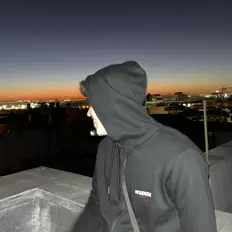 Écoutez Karp, regardez des vidéoclips, lisez la biographie, consultez les dates de tournée et plus encore !