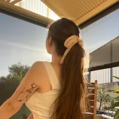 Dengarkan Bijoux, tonton video musik, baca bio, lihat tanggal tur & lainnya!