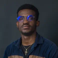 Dengarkan Regalo, tonton video musik, baca bio, lihat tanggal tur & lainnya!