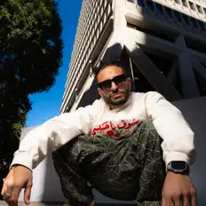 Moody Jonesを聴いたり、ミュージックビデオを鑑賞したり、経歴やツアー日程などを確認したりしましょう！