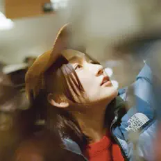 聆聽 Be A Good Neighbor、觀看音樂影片、閱讀小傳、查看巡演日期等！