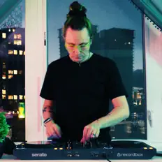 聆聽 Sean Bartley、觀看音樂影片、閱讀小傳、查看巡演日期等！