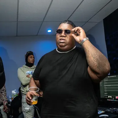 Listen to Jay Ca$h, watch music videos, read bio, see tour dates & more!