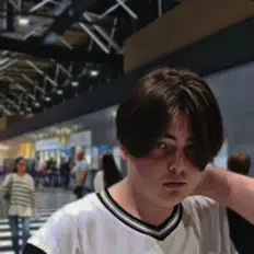 Poslechněte si interpreta KIJELO, sledujte hudební videa, přečtěte si životopis, podívejte se na data turné a další informace.