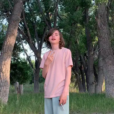 Ascolta (too generic), guarda video musicali, leggi la biografia, vedi le date del tour & altro!