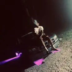 Dengarkan HunchoXDee, tonton video musik, baca bio, lihat tanggal tur & lainnya!