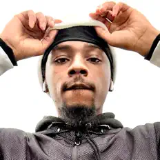 Dengarkan Joey Knose, tonton video musik, baca bio, lihat tanggal tur & lainnya!