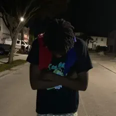 收听 RbgGlocko、观看音乐视频、阅读小传、查看巡演日期等 ！