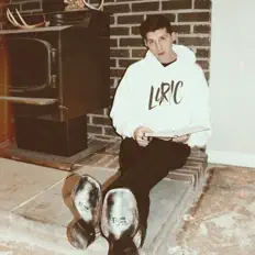 Dengarkan Lyric, tonton video musik, baca bio, lihat tanggal tur & lainnya!
