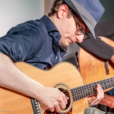 Listen to Pascal Pohlscheidt, watch music videos, read bio, see tour dates & more!