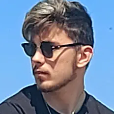 Ouve Karasu Merodi, vê vídeos de música, lê a biografia, vê as datas da digressão e muito mais!