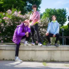 收听 Niemoc、观看音乐视频、阅读小传、查看巡演日期等 ！