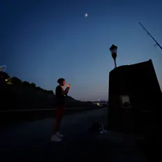 聆聽 B Smoov、觀看音樂影片、閱讀小傳、查看巡演日期等！