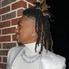 Listen to Jaytovxn, watch music videos, read bio, see tour dates & more!