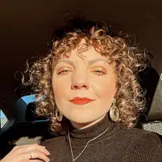 Kayla Burch을(를) 듣고, 뮤직 비디오를 보고, 약력을 읽고, 투어 일정 등을 확인하세요!