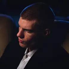 收听 MORGEN、观看音乐视频、阅读小传、查看巡演日期等 ！