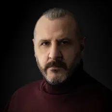 Selçuk Murat Kızılateşを聴いたり、ミュージックビデオを鑑賞したり、経歴やツアー日程などを確認したりしましょう！