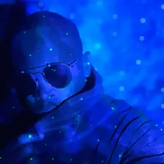 Écoutez Pompey, regardez des vidéoclips, lisez la biographie, consultez les dates de tournée et plus encore !