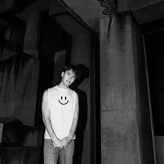 Ακούστε περιεχόμενο από Lucas Tillian, παρακολουθήστε μουσικά βίντεο, διαβάστε το βιογραφικό, δείτε ημερομηνίες περιοδείας, και πολλά ακόμη!