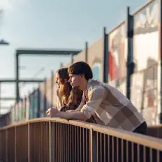 收听 kiraundleander、观看音乐视频、阅读小传、查看巡演日期等 ！