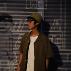 Ascolta Kevin Fu, guarda video musicali, leggi la biografia, vedi le date del tour & altro!