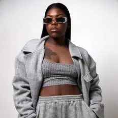 聆聽 Pistol Pixie、觀看音樂影片、閱讀小傳、查看巡演日期等！