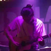 Dengarkan undefined, tonton video musik, baca bio, lihat tanggal tur & lainnya!