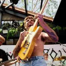 Escucha a Oakley Boyd, mira videos musicales, lee su biografía, consulta las fechas de las gira y más.