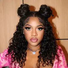 Ouça Ryli Ray, assista a videoclipes, leia a biografia, veja as datas das turnês e mais!