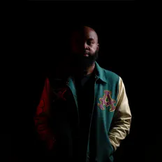 聆聽 Thozi、觀看音樂影片、閱讀小傳、查看巡演日期等！