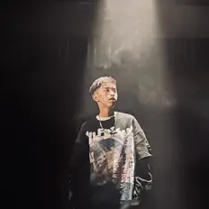 Escucha a ShreeGo, mira videos musicales, lee su biografía, consulta las fechas de las gira y más.
