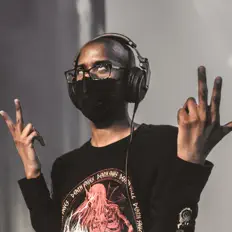 Ouça Mega Flare, assista a videoclipes, leia a biografia, veja as datas das turnês e mais!