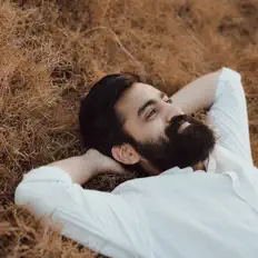 Ascolta Anirudh Deshmukh, guarda video musicali, leggi la biografia, vedi le date del tour & altro!